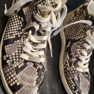 Paige Annie Snake Embossed Goats Leather mid-Top Sneakers women's sz 6.5 blk/wht
